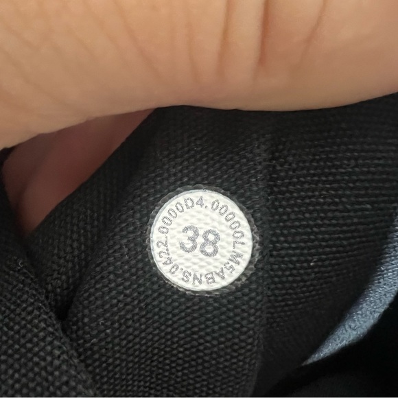 Lululemon Mens ABC Pant Slim Utilitech 38x32 Black Casual - Picture 9 of 9